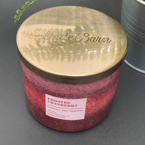 BBW Frosted Cranberry White Barn Bath & Body Works 3 Wick Candle - Picture 4 of 10
